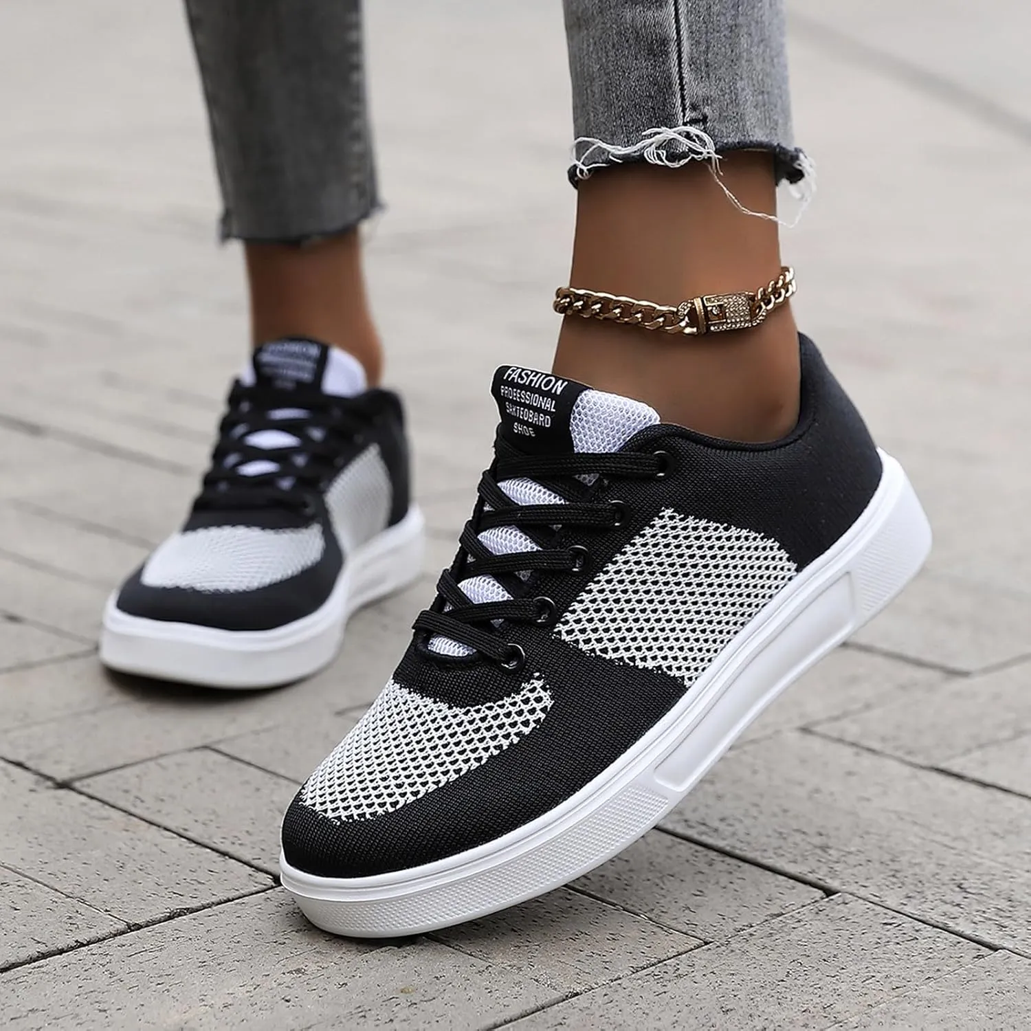 Breathable Dress Sneaker Leisure Couple Men Women Four Seasons Mesh Non Slip Flat Round Toe Breathable Lace Up Lazy