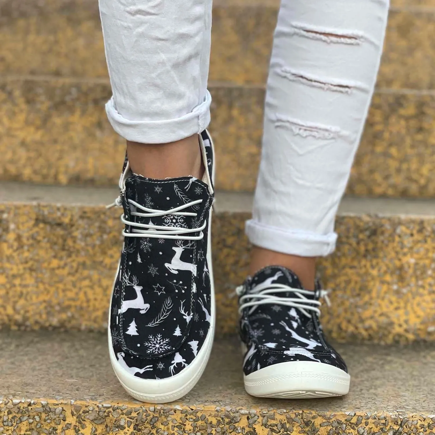 Christmas Tennis Shoes for Women Dress Sneakers Men Wide Loafers for Men Christmas Canvas Shoes Women Indoor and Outdoor Soft Sole Fashion Daily Deals