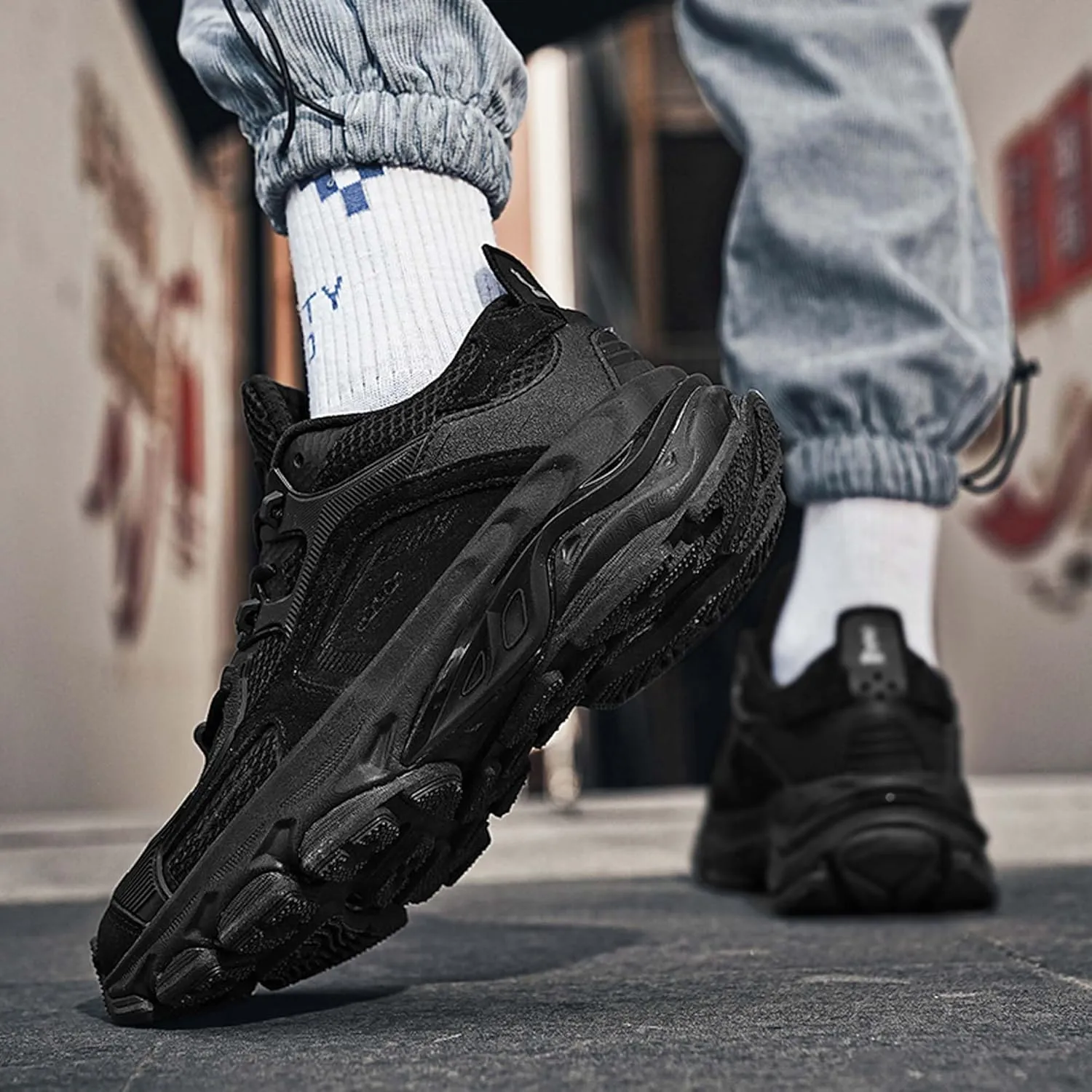 Cool Colorful Men's Breathable Basketball Shoes Comfortable Backpack Hiking Shoes