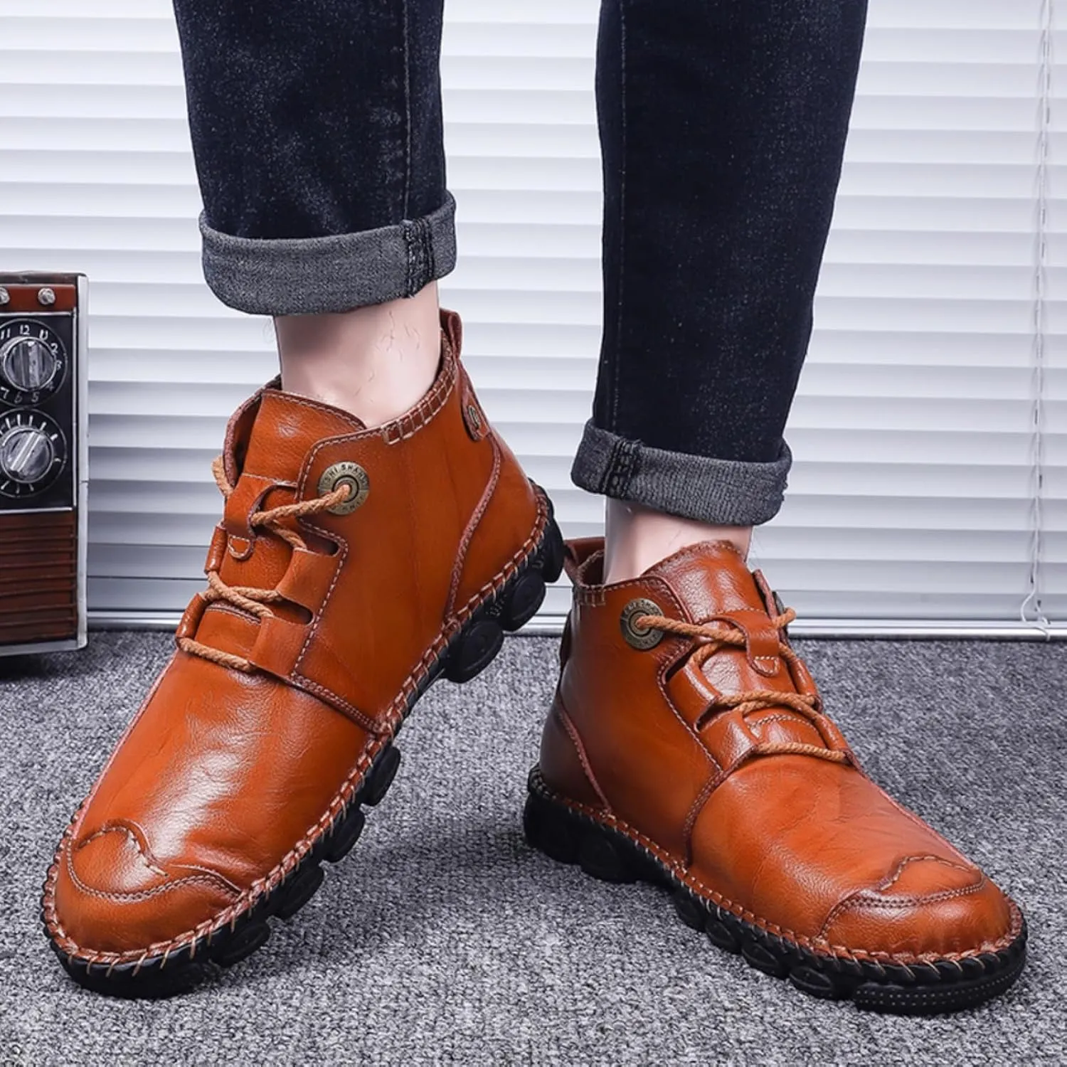 FOTN Mens Retro Leather Lace Up Chukka Ankle Boots Handmade Casual Mid-Top Non-Slip Outdoor Desert Hiking Driving Walking Loafers
