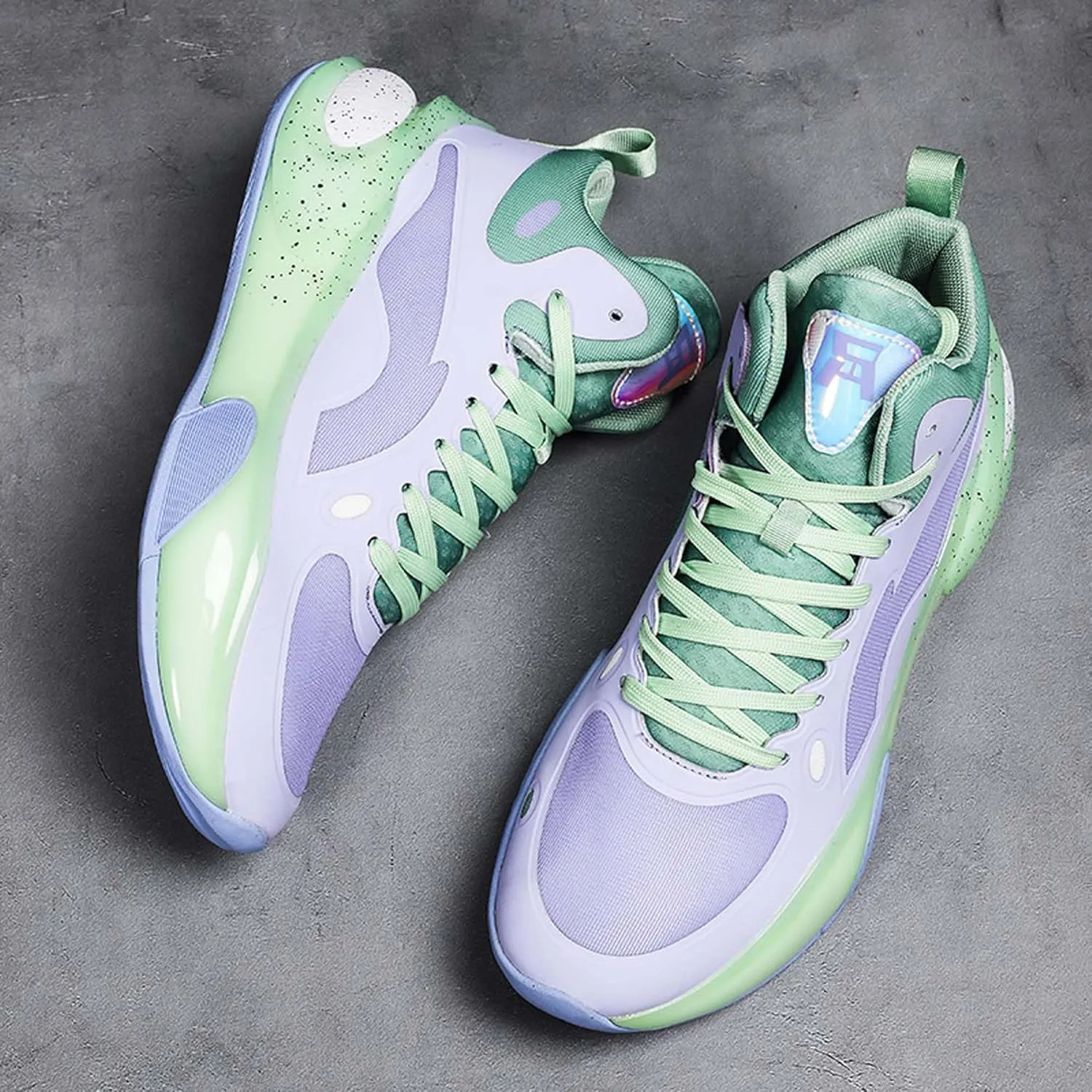 Men Women Non-Slip Basketball Shoes Fashion Breathable Sneakers Cushioning Rebound Sports Running Shoes Street Walking Casual Sports Basketball Shoes