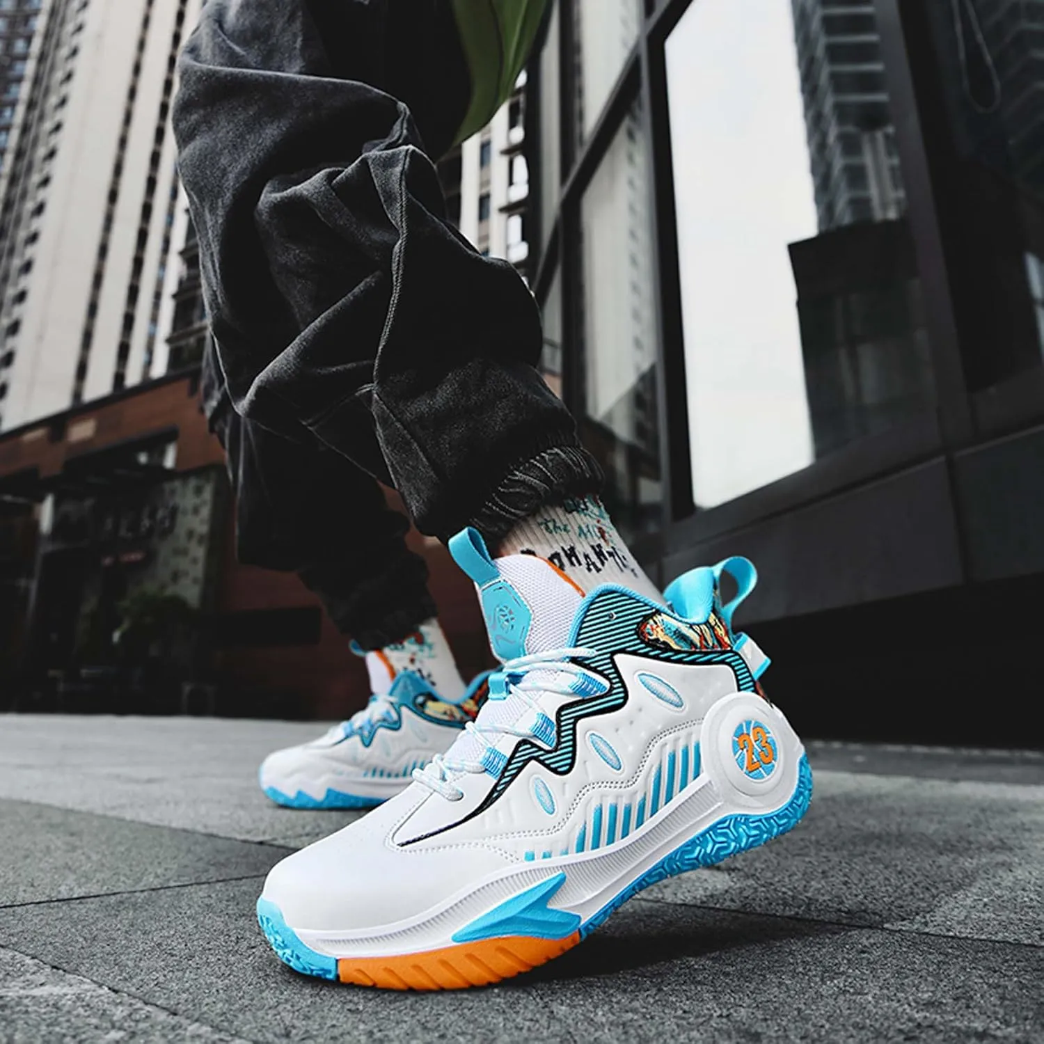 Mens and Womens Lace Up Mid Top Basketball Sneakers Non Slip Rubber Sole Running Shoes Wear Resistant Outdoor Hiking Shoes Lightweight Carrying Casual Walking Shoes Badminton Sneakers