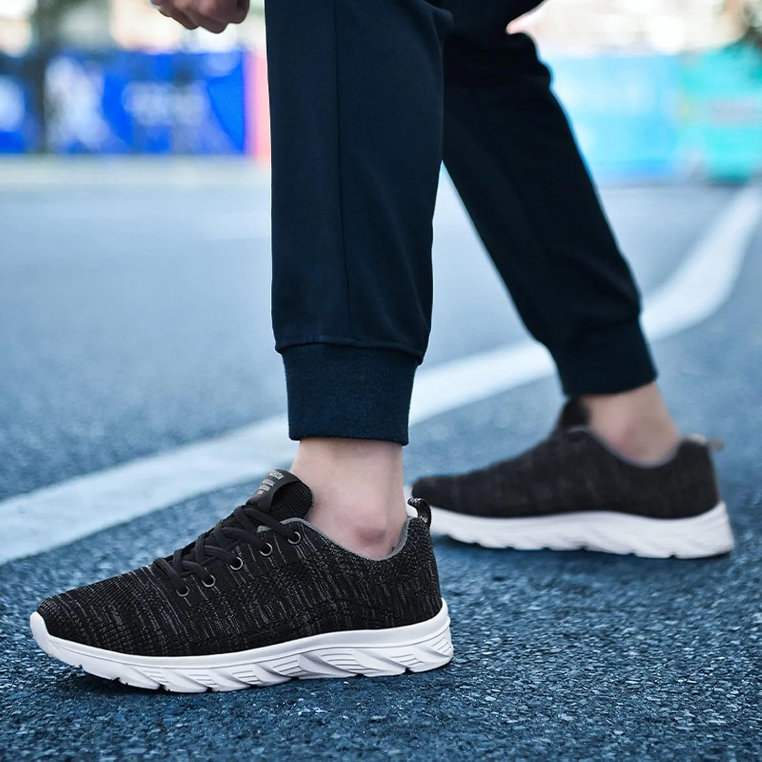 Men's Breathable Mesh Running Shoes Breathable Mesh Comfortable Tennis Shoe Men's Classic Casual Walking Shoes