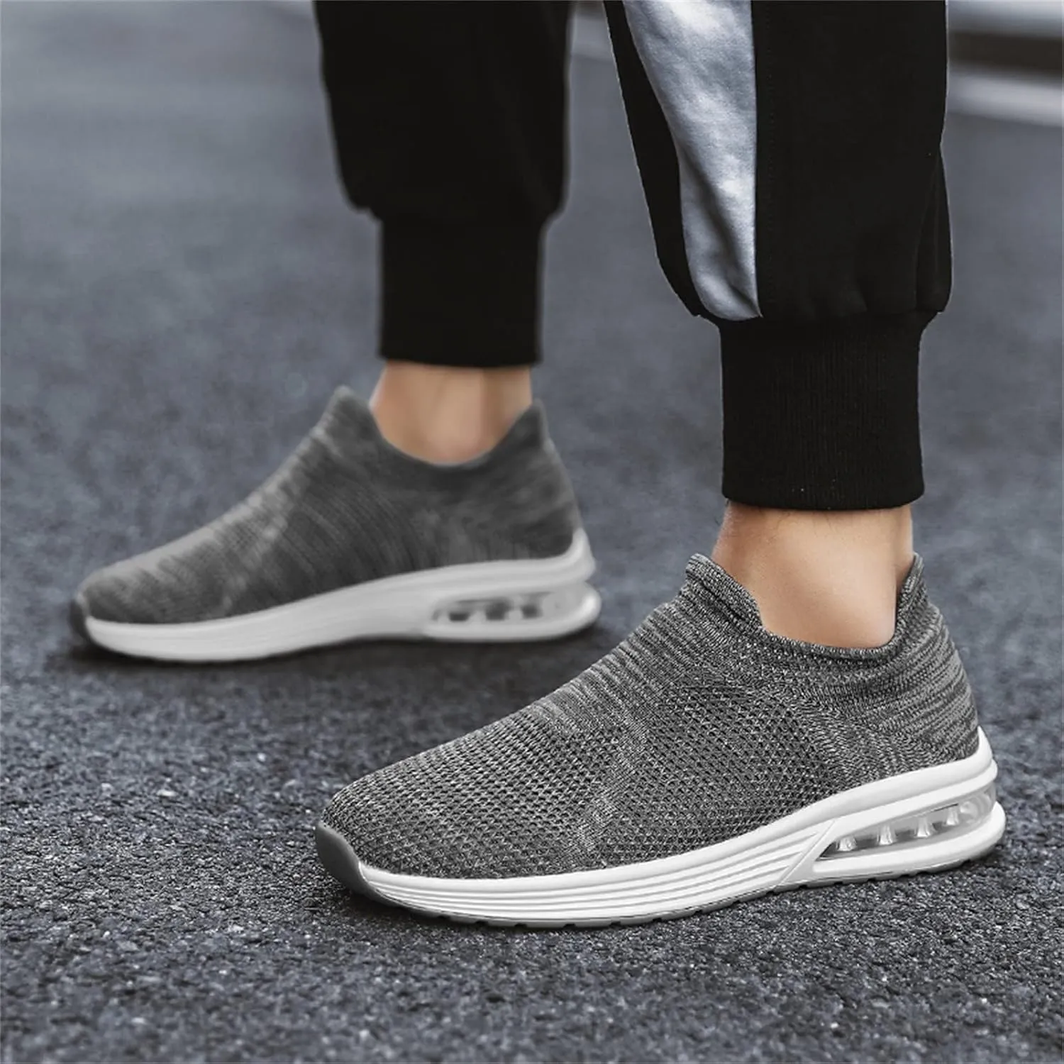 Men's Breathable Mesh Running Shoes Casual Sneaker Mesh Breathable Walking Shoe Convenient Elderly Slip on Shoes