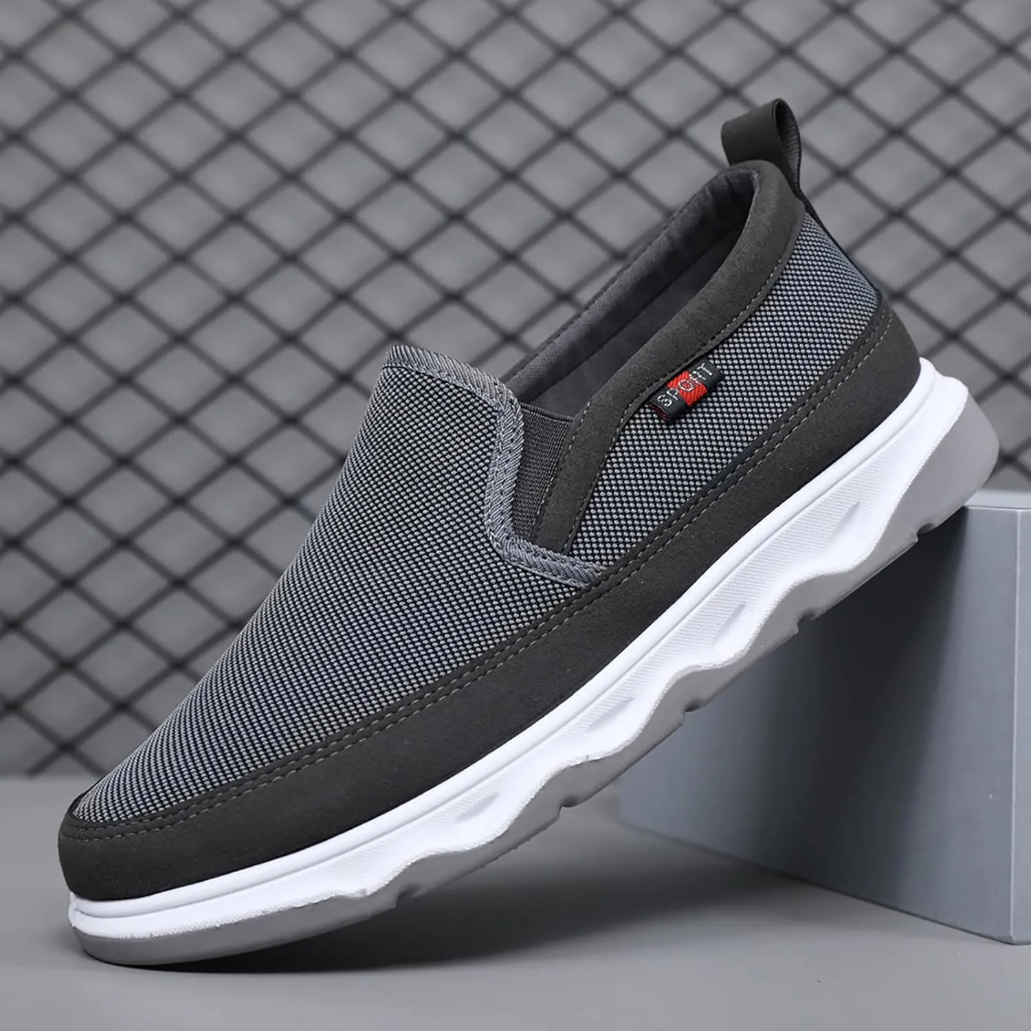 Men's Casual Dress Sneakers Men's Canvas Shoes Sports Casual Korean Version of The Trend of Fashion Breathable Slip On