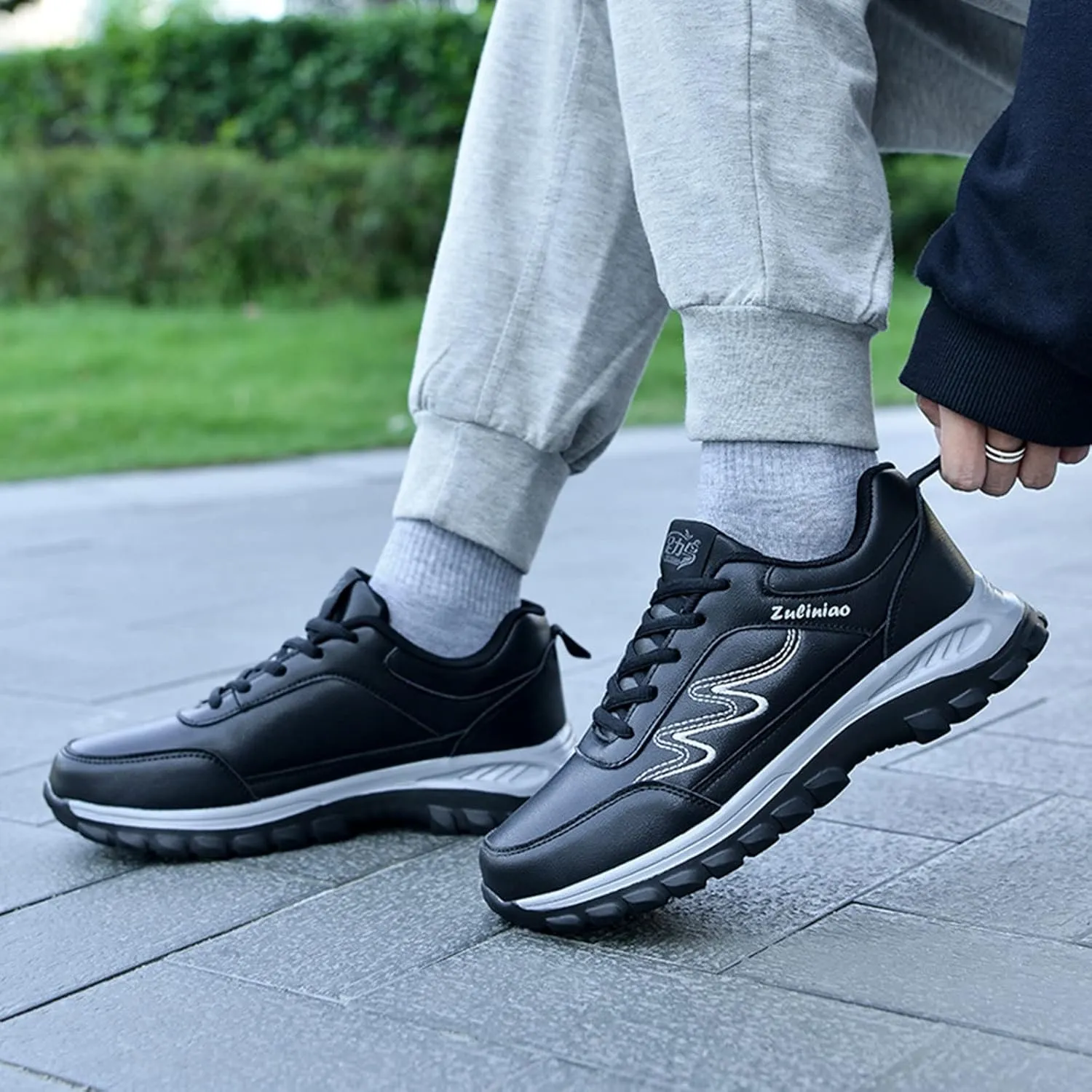 Men's Comfortable Stretch Workout Shoes Business Mesh Breathable Walking Shoe Men's Sport Breathable Mesh Shoes