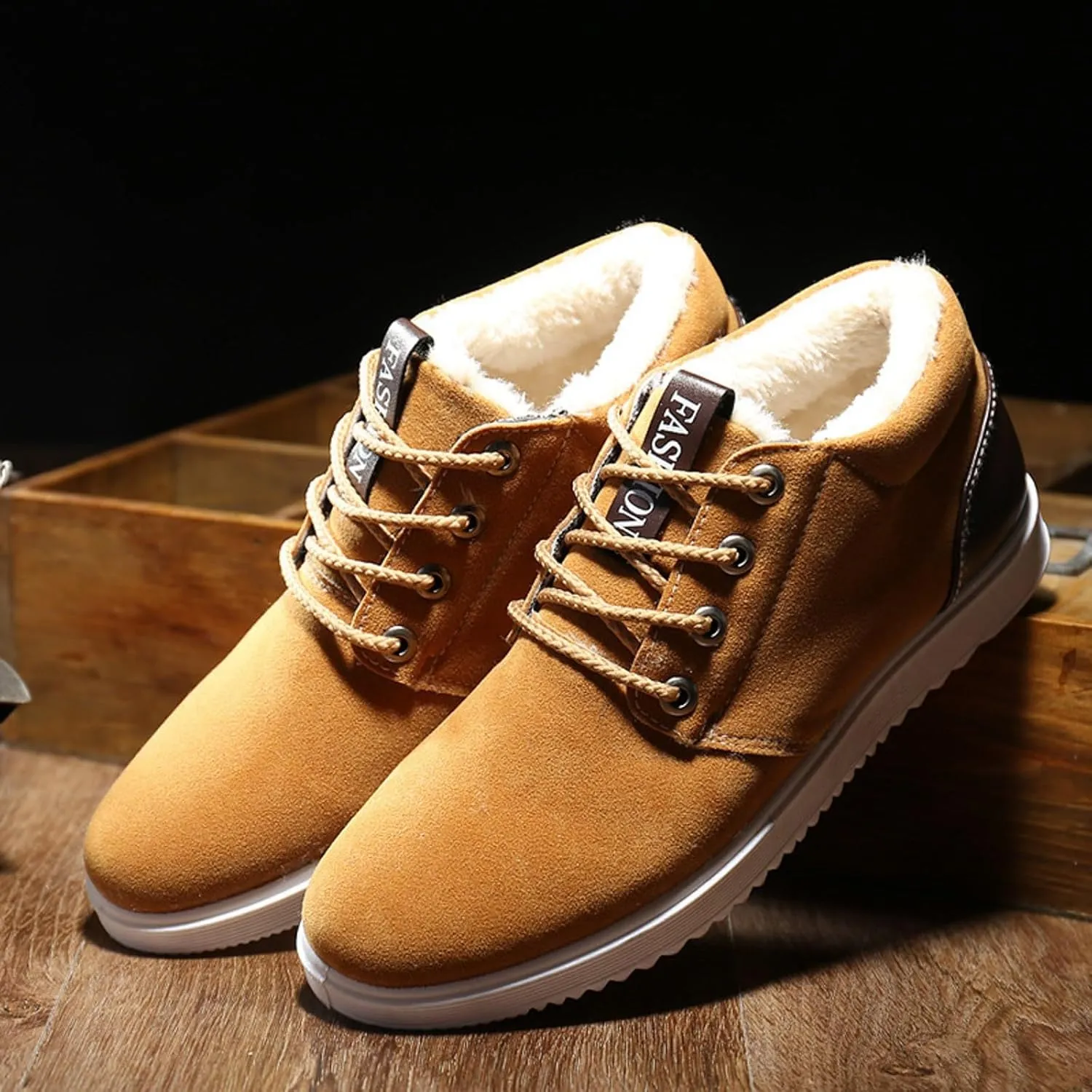 Men's Fashion Sneakers New Winter Men's Snow Boots Cotton Shoes Velvet Thickening Warm Casual Hiking Boots