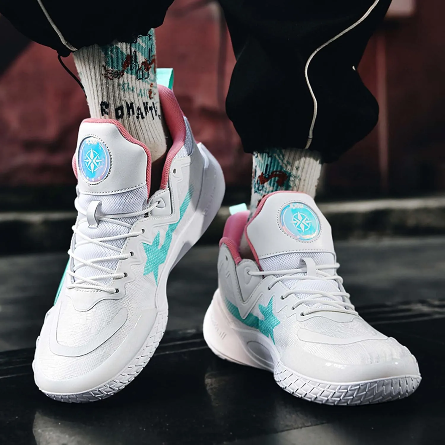 Men's High Top Basketball Shoes Non-Slip Wearable Sneakers Breathable Training Running Shoes