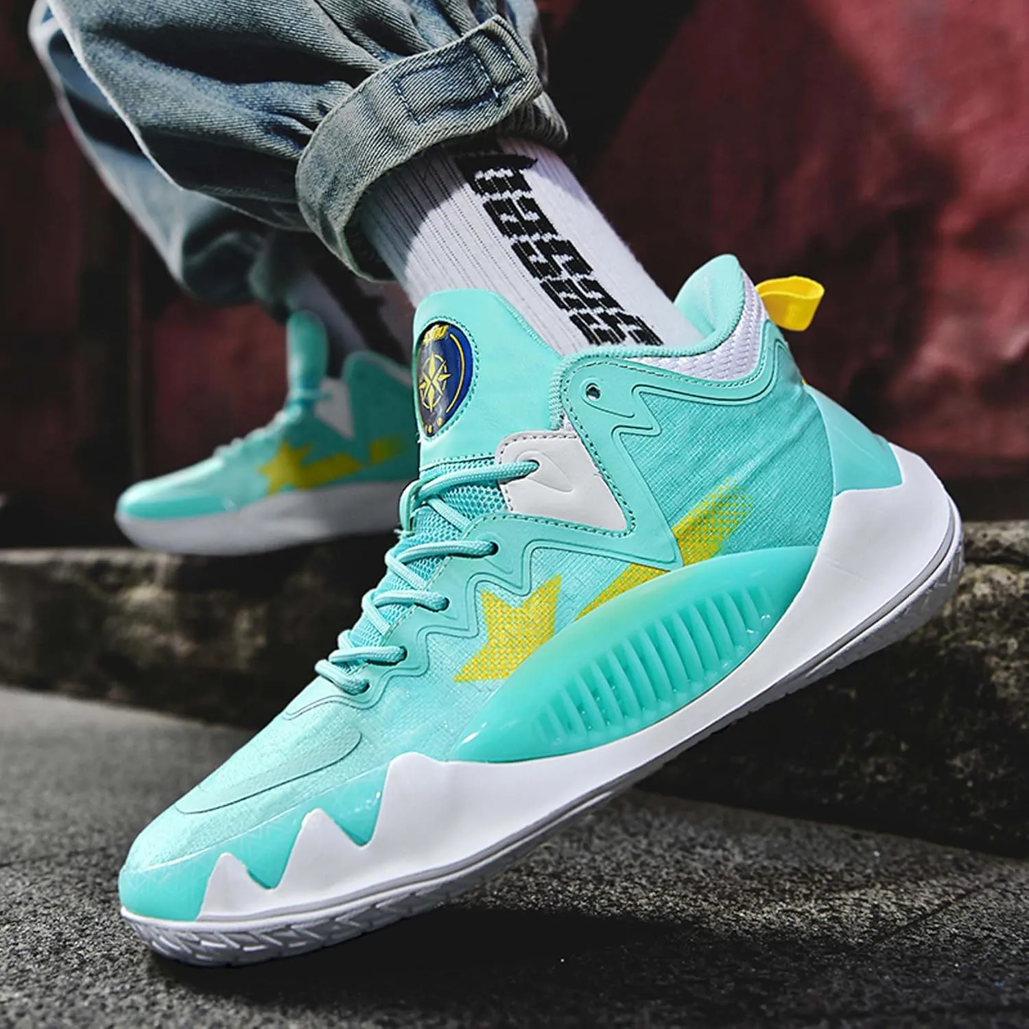 Men's High Top Basketball Shoes Non-Slip Wearable Sneakers Breathable Training Running Shoes
