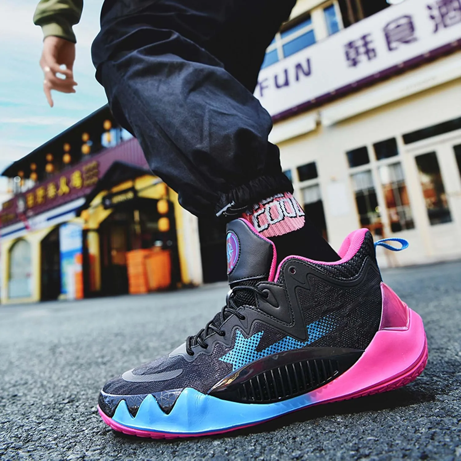 Men's High Top Basketball Shoes Non-Slip Wearable Sneakers Breathable Training Running Shoes