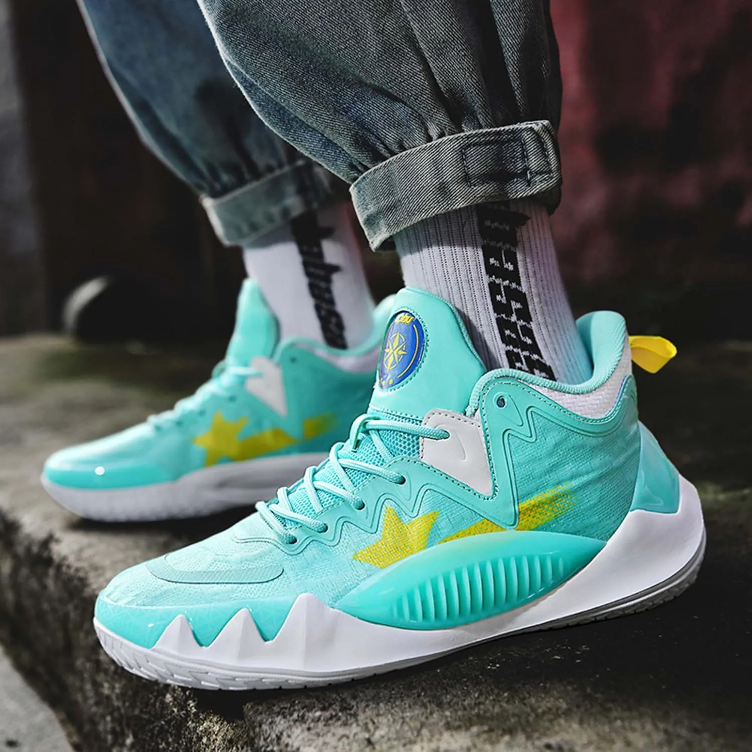 Men's High Top Basketball Shoes Non-Slip Wearable Sneakers Breathable Training Running Shoes