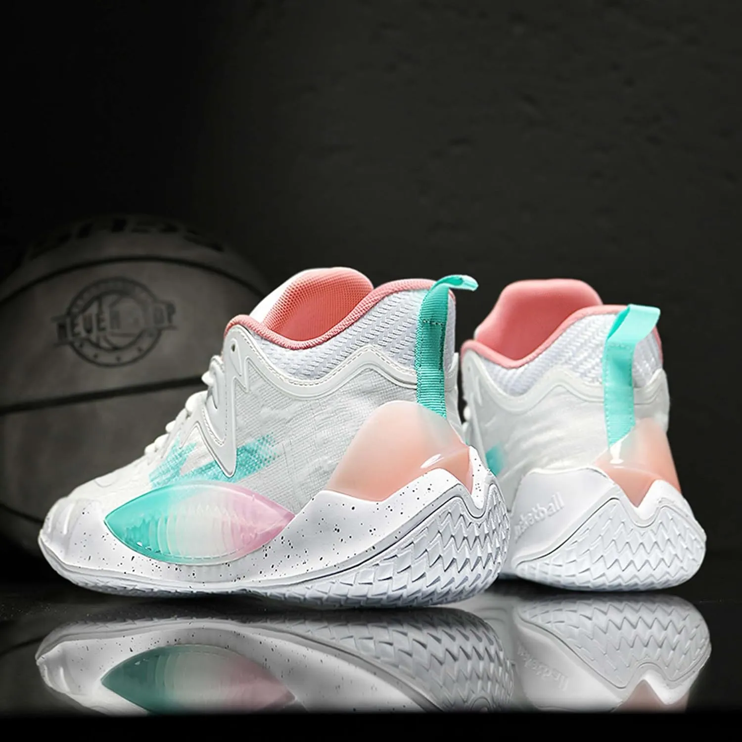 Men's High Top Basketball Shoes Non-Slip Wearable Sneakers Breathable Training Running Shoes