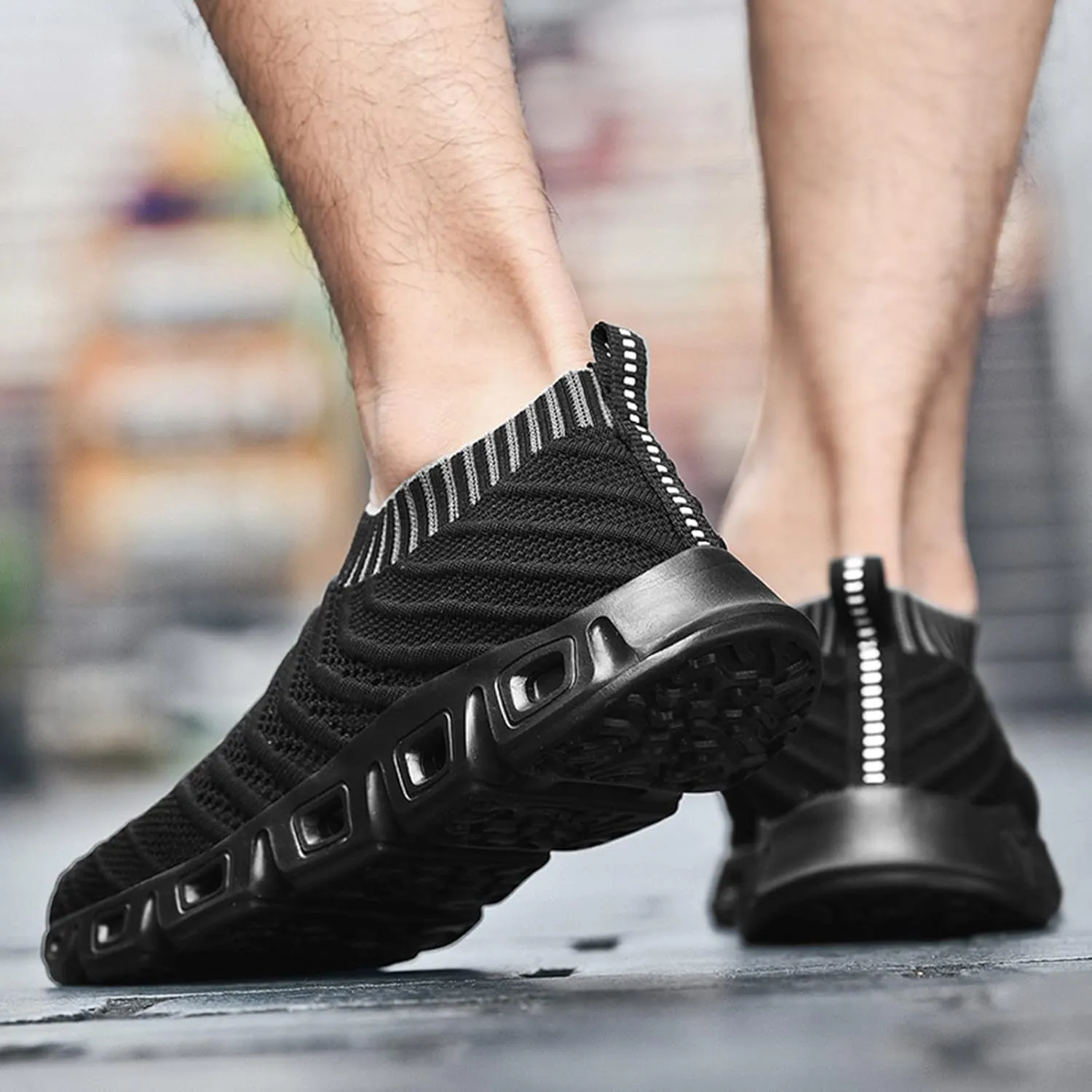 Mens Loafers & Slip-Ons Men Sports Shoes Spring and Summer Fashionable New Pattern Breathable Mesh Comfortable