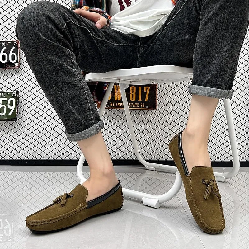Men's Loafers Round Toe Vegan Suede Leather Driving Loafers with Tassel Comfortable Lightweight Flexible Outdoor Slip-ons