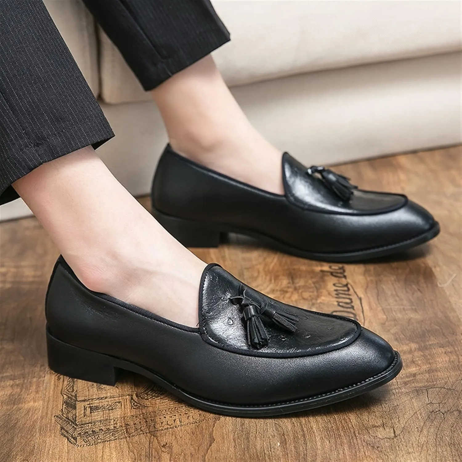 Men's Loafers Tassel Loafer Shoes Leather Flexible Flat Heel Lightweight Casual Slip-ons