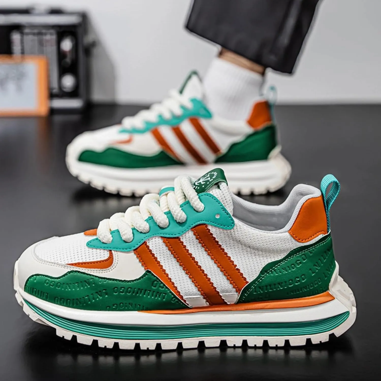 Men’s Retro Jogger Sneakers, Fashion Mesh Suede Trainers, Vintage Street Running Shoes, Iconic Triple Stripe Detailing