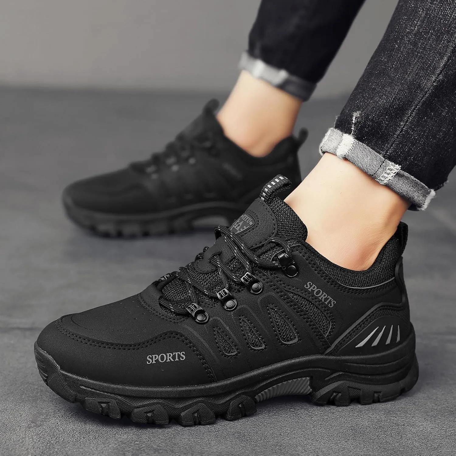 Men's Slip Shoes Men Casual Sports Shoes Fashionable New Pattern Mountaineering Outdoor Sports Thick Bottomed Flat