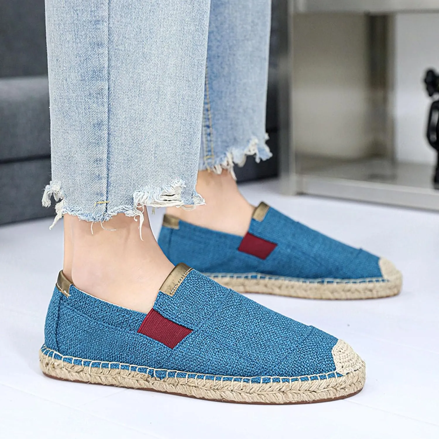 Men's Sneakers Men Casual Shoes Fashionable New Pattern Simple Canvas Flat Bottomed Slip On Comfortable and Trend Shoes