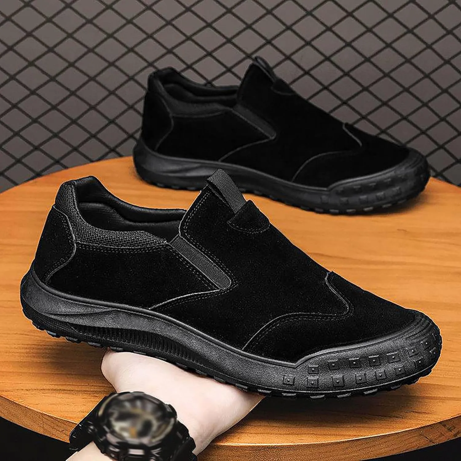 Men's Sneakers Men's Shoes and Winter New Outdoor Versatile Sports Breathable Shoes