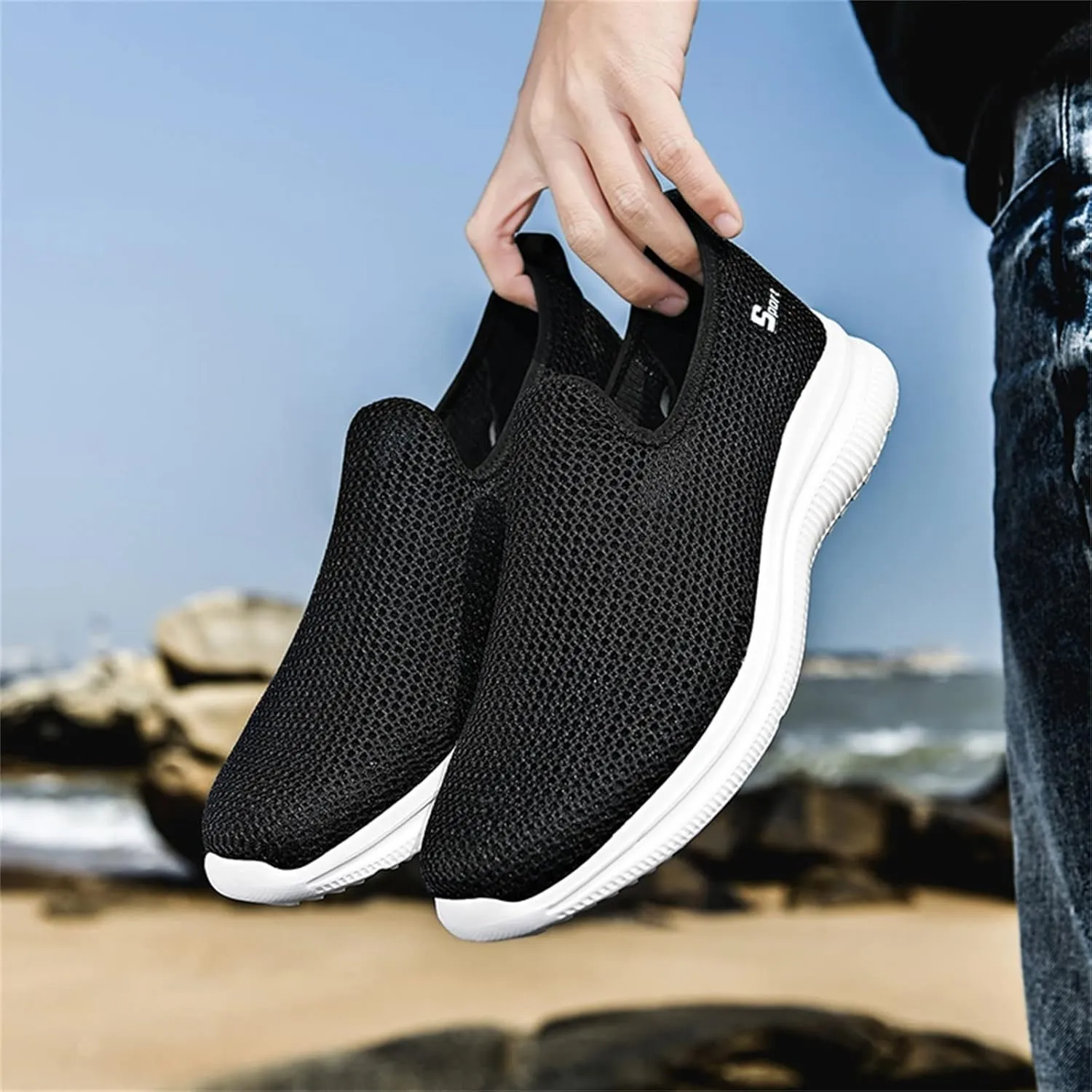 Men's Sport Breathable Mesh Shoes Lightweight Breathable Slip On Running Shoe Lightweight Elderly Slip On Shoes