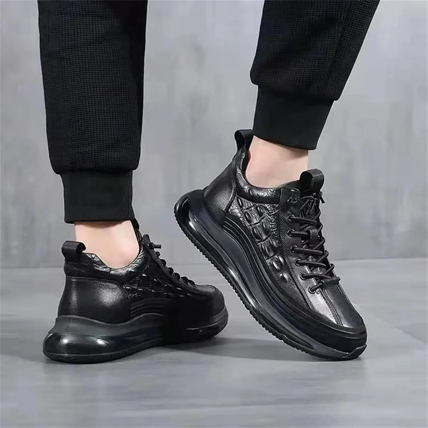 Men's Spring and Autumn High Top Casual Shoes Non Slip All Day Wear Comfortable Breathable Flat Bottom Leisure Sports Shoes Lace up Soft Sole