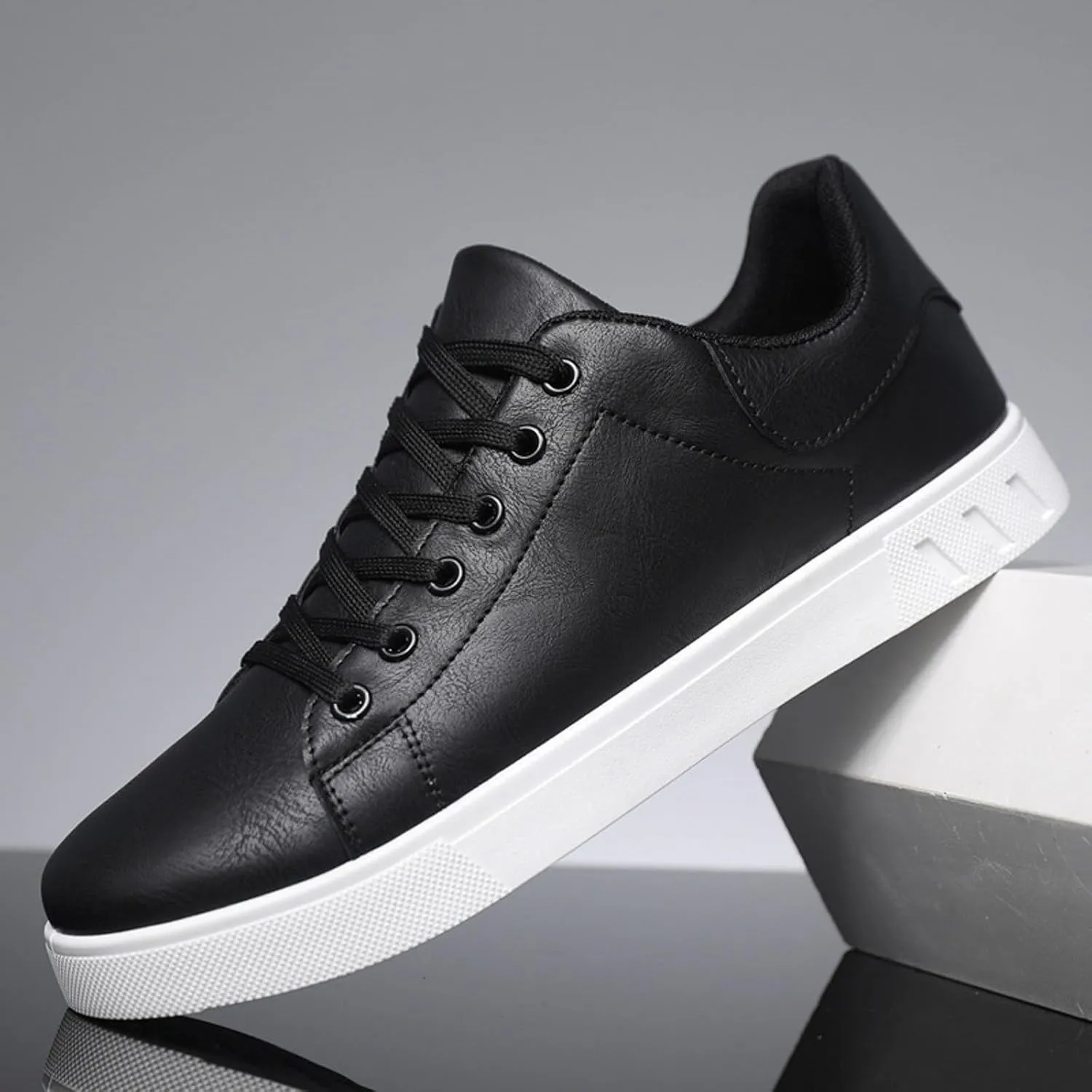 Mens Tennis Shoes Men's Fashionable Low Top Trendy White Shoes with Toe Lace Up Popular Comfortable Casual