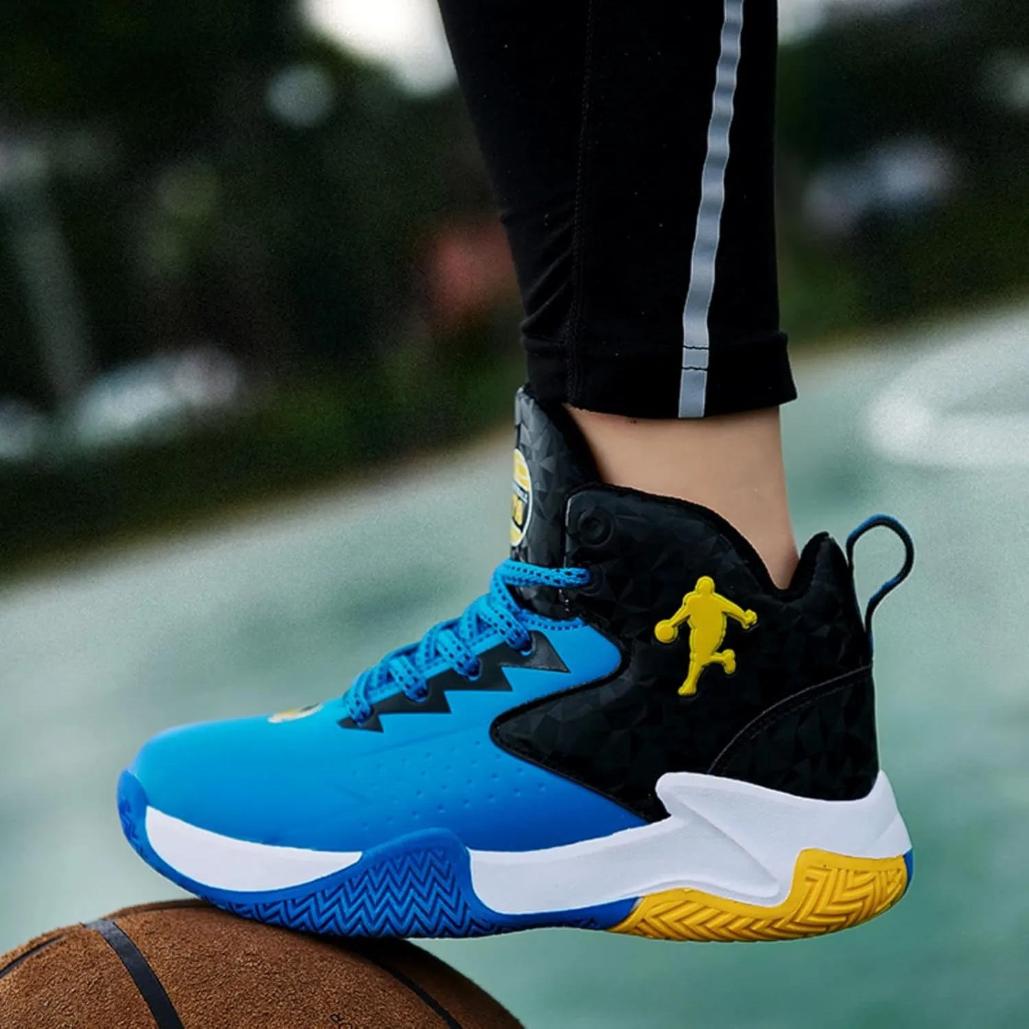 New Children's Non Slip Sports Basketball Shoes