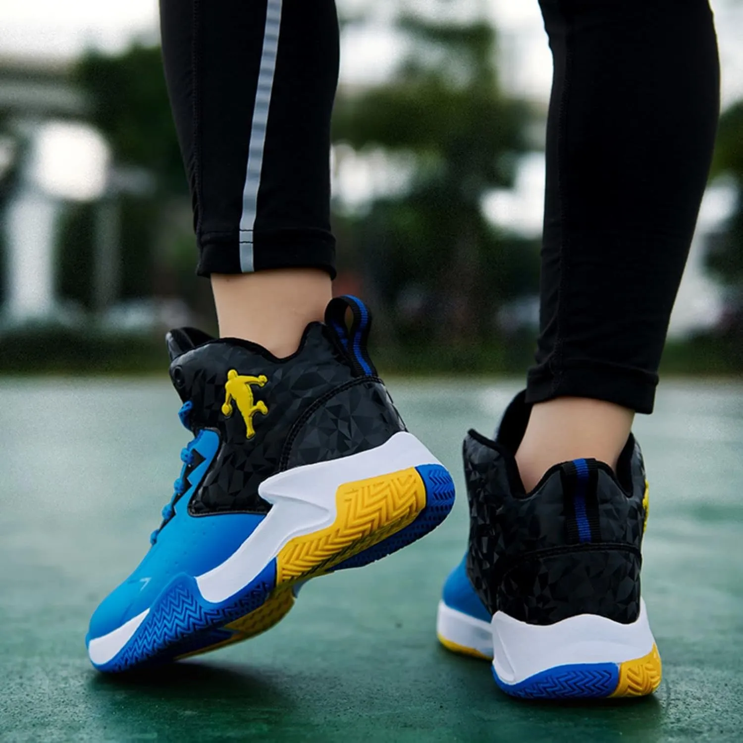 New Children's Non Slip Sports Basketball Shoes