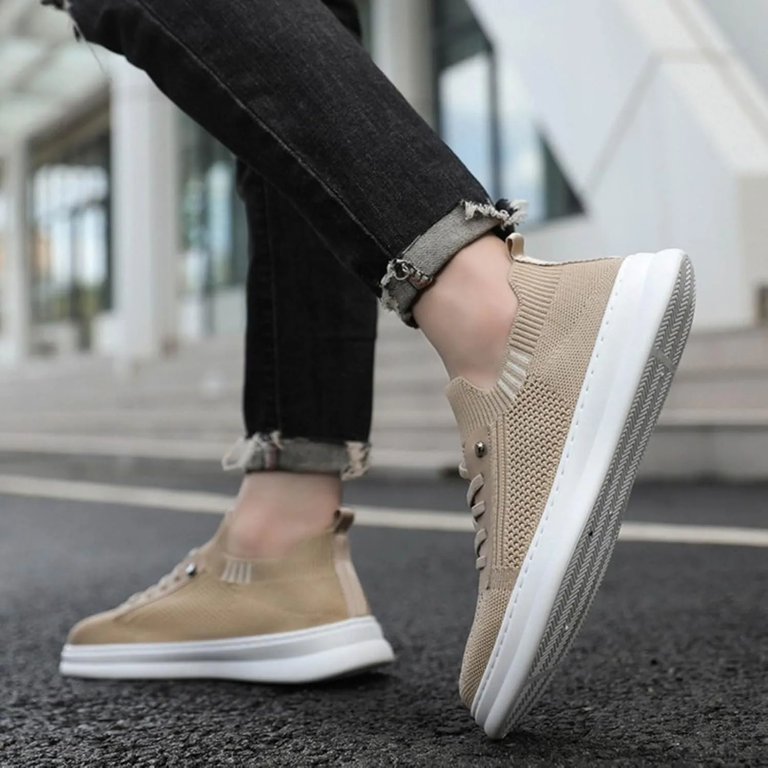 Sneakers Business Breathable Fashion Summer and Men Sneakers Fly Woven Mesh Breathable and Comfortable Slip On