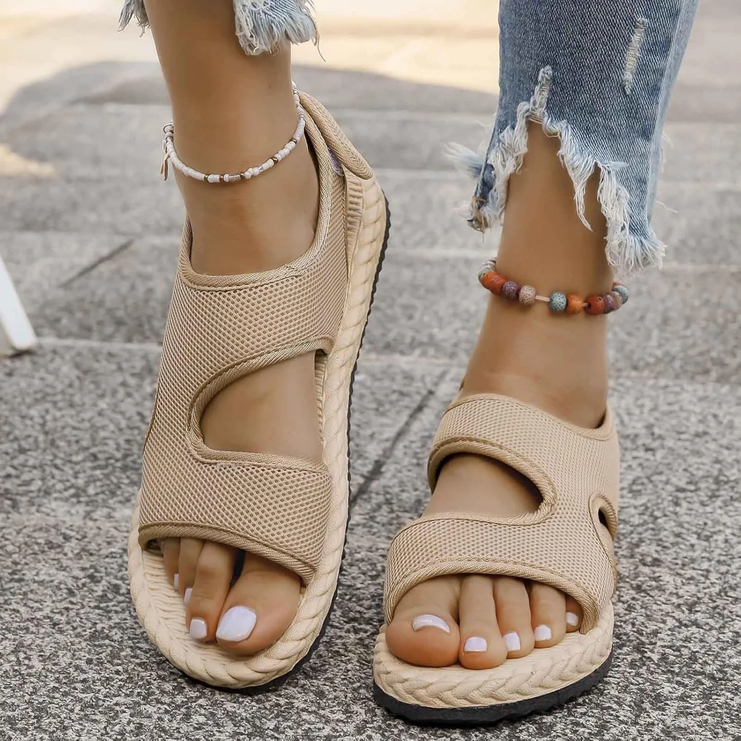 Stylish Women's Sandals Everyday Wear Open Toe Design With Closure Comfortable Flat Sole Leather Wedge Sandals Women