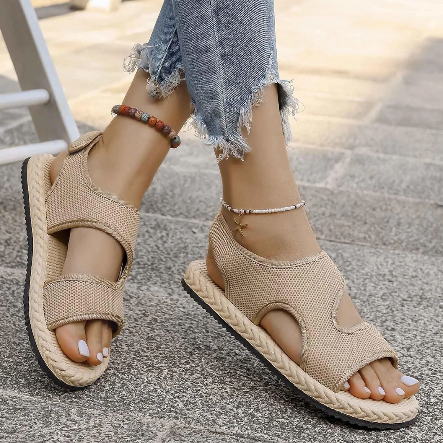 Stylish Women's Sandals Everyday Wear Open Toe Design With Closure Comfortable Flat Sole Leather Wedge Sandals Women