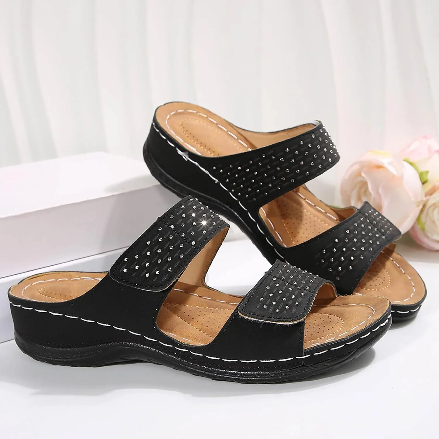 Stylish Women's Slipper with Rhinestone Design Casual Everyday Wear Perfect Summer Outfits Slipper Socks Women Winter