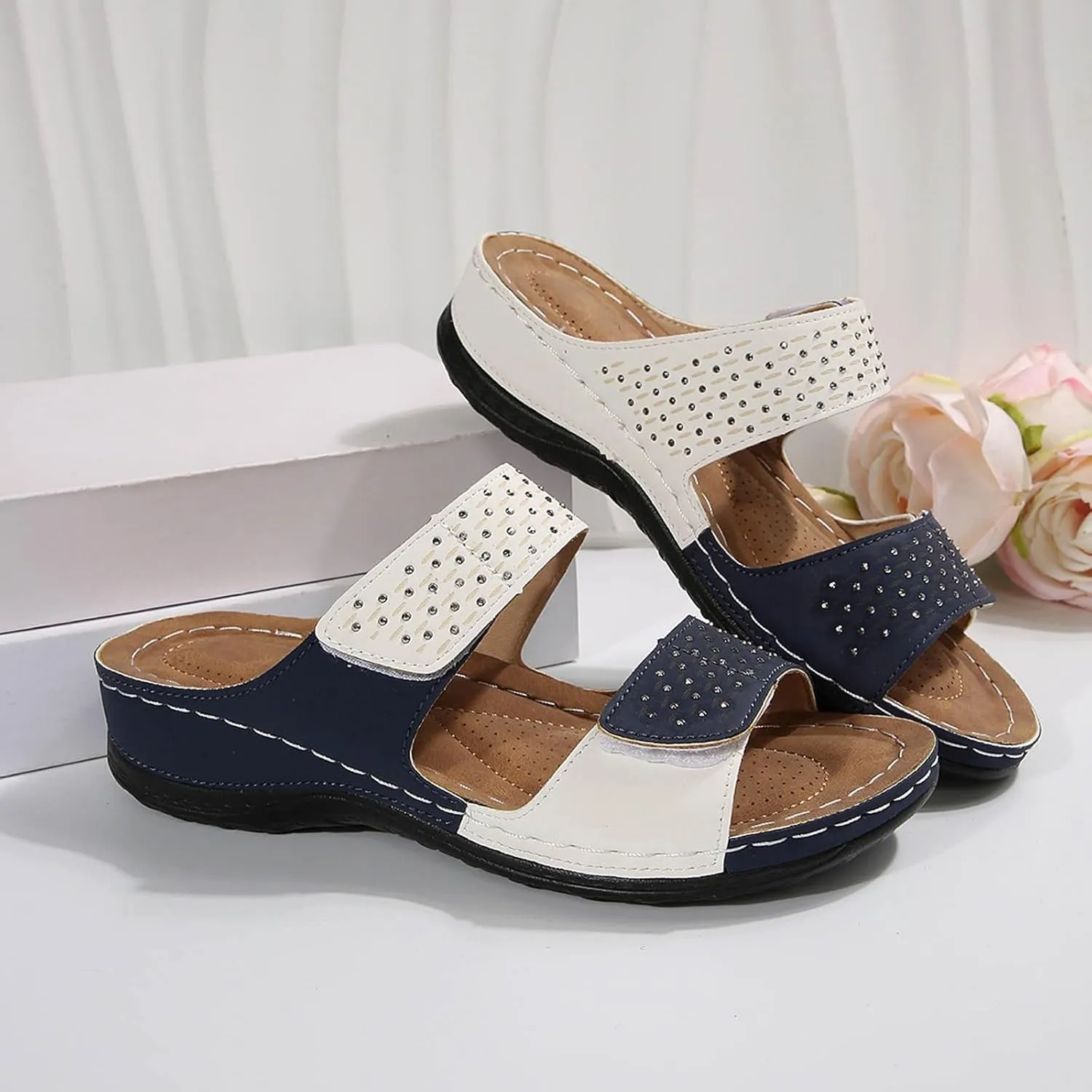Stylish Women's Slipper with Rhinestone Design Casual Everyday Wear Perfect Summer Outfits Slipper Socks Women Winter