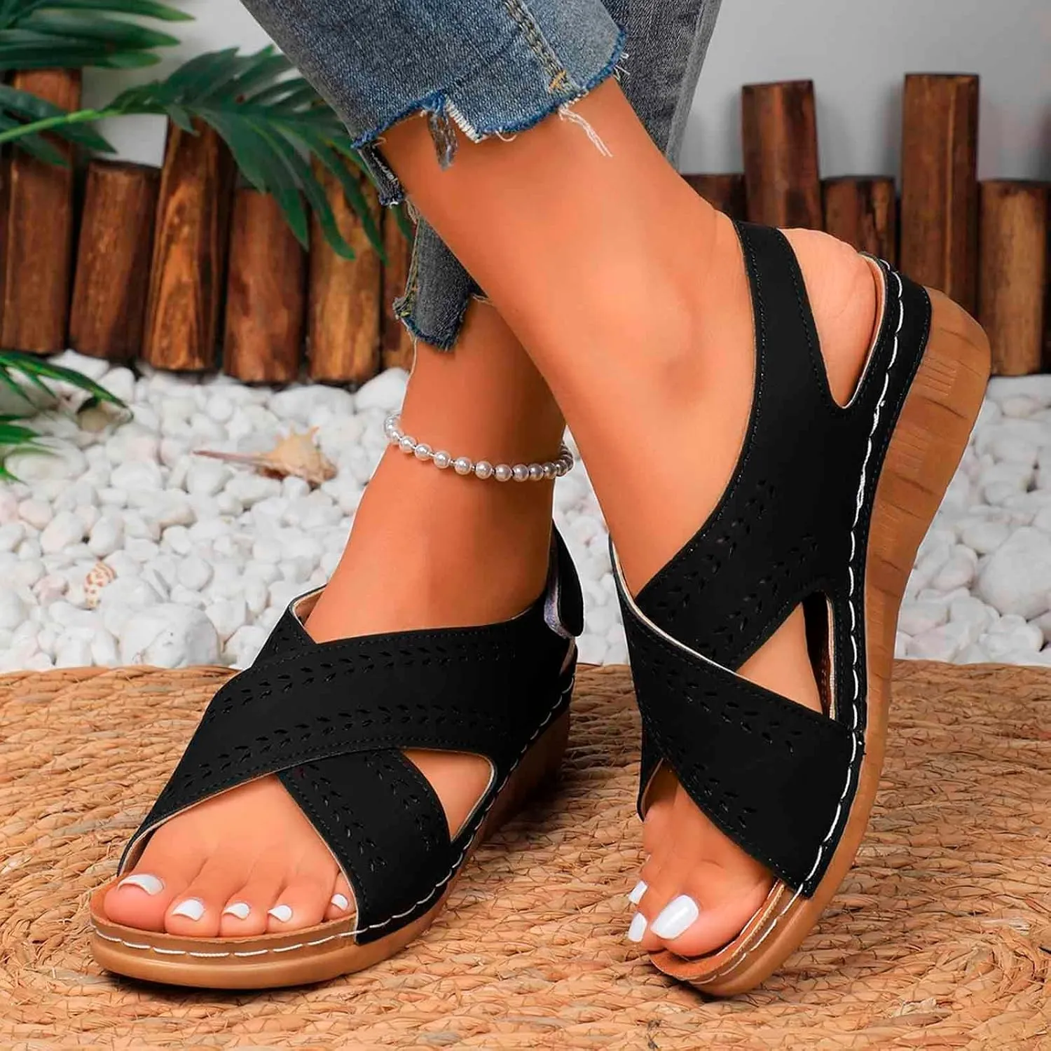 Trendy Women's Sandals Everyday Casual Wear Open Toe Solid Hollow Design Wedge Heel Summer Season Sandals for Women