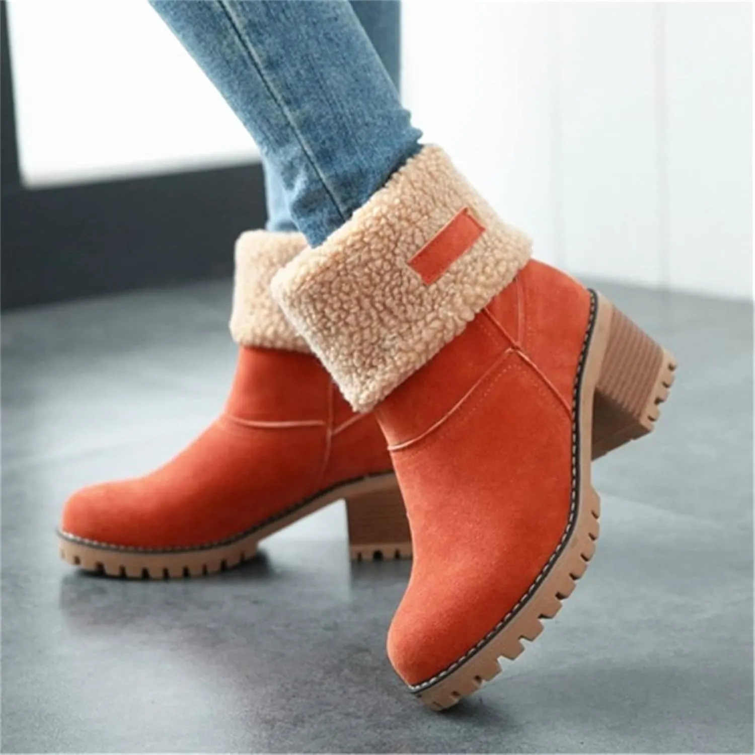 Winter Boots For Women Fashion Snow Boots 2024 Lightweight Cold Weather Fur Lined Warm Mid Calf Boots Ankle Booties