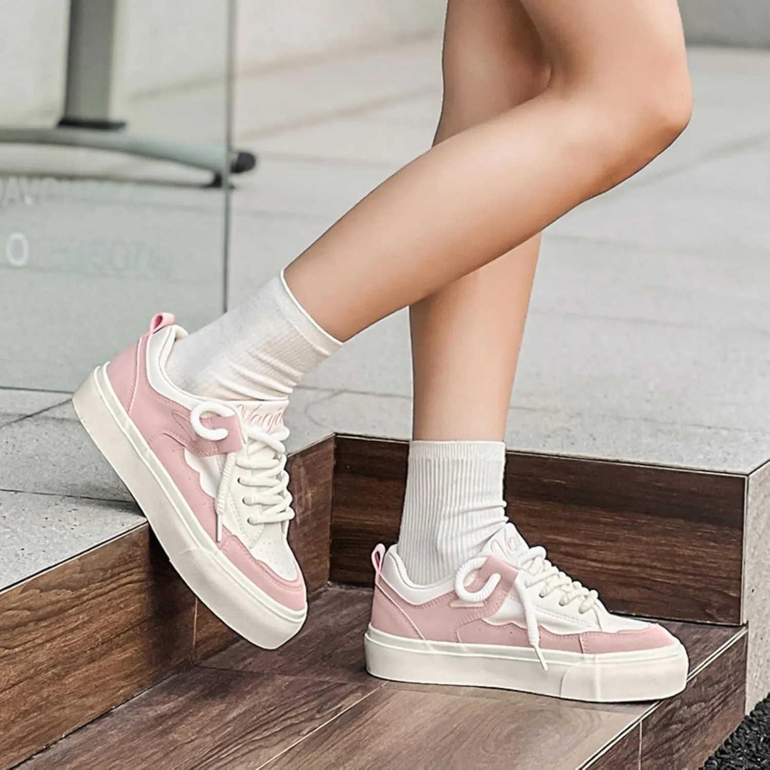 Women Casual Skate Sneakers Fashion Womens Slip-On Sneakers Spring Shoes Summer Pink White Sport Shoes Y2k Aesthetic