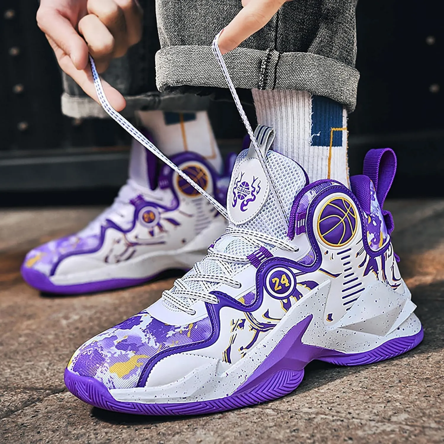 Women Men Basketball Shoes Breathable Non Slip Outdoor Fashion Graffiti Training Shoes Arch Support Unisex Sneakers