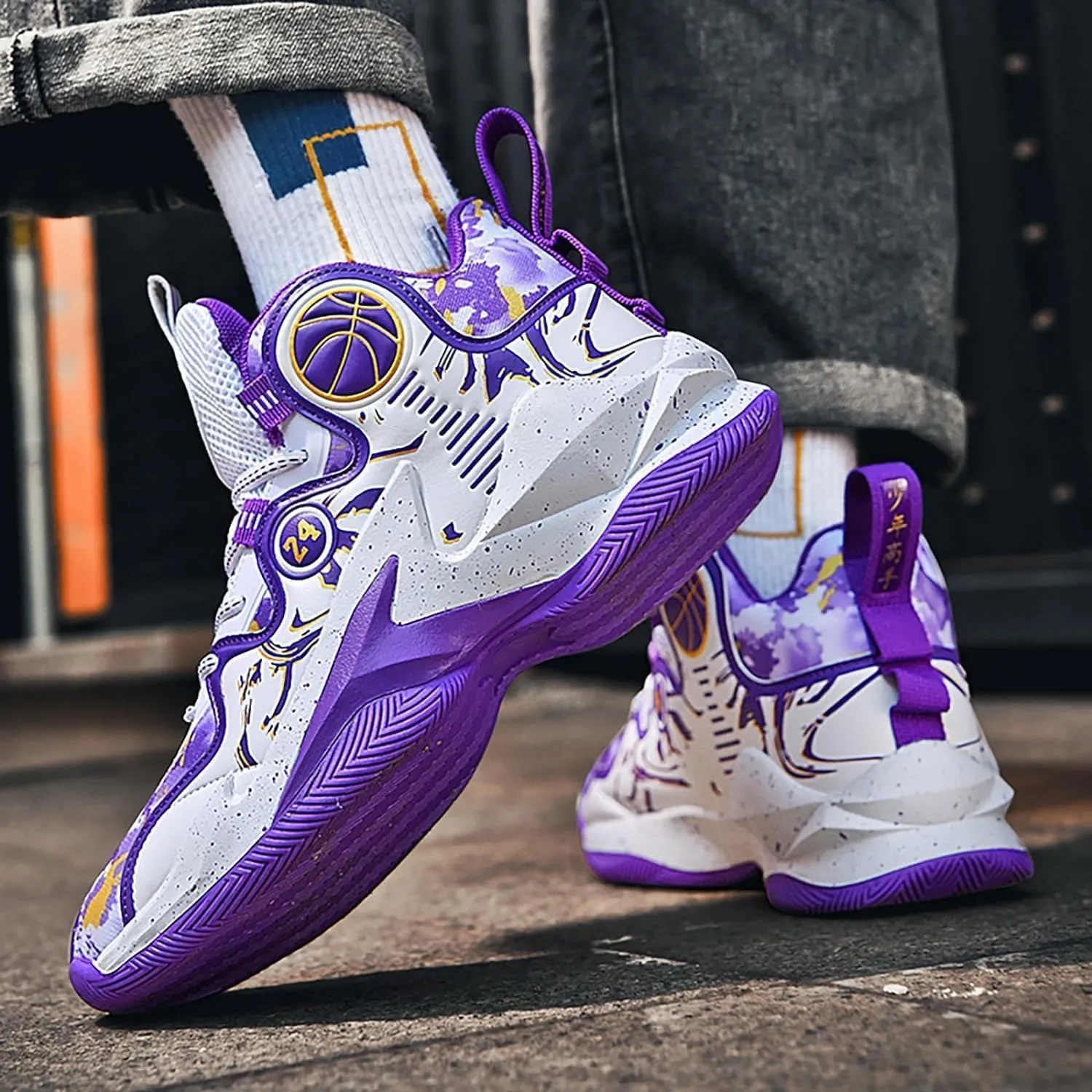 Women Men Basketball Shoes Breathable Non Slip Outdoor Fashion Graffiti Training Shoes Arch Support Unisex Sneakers