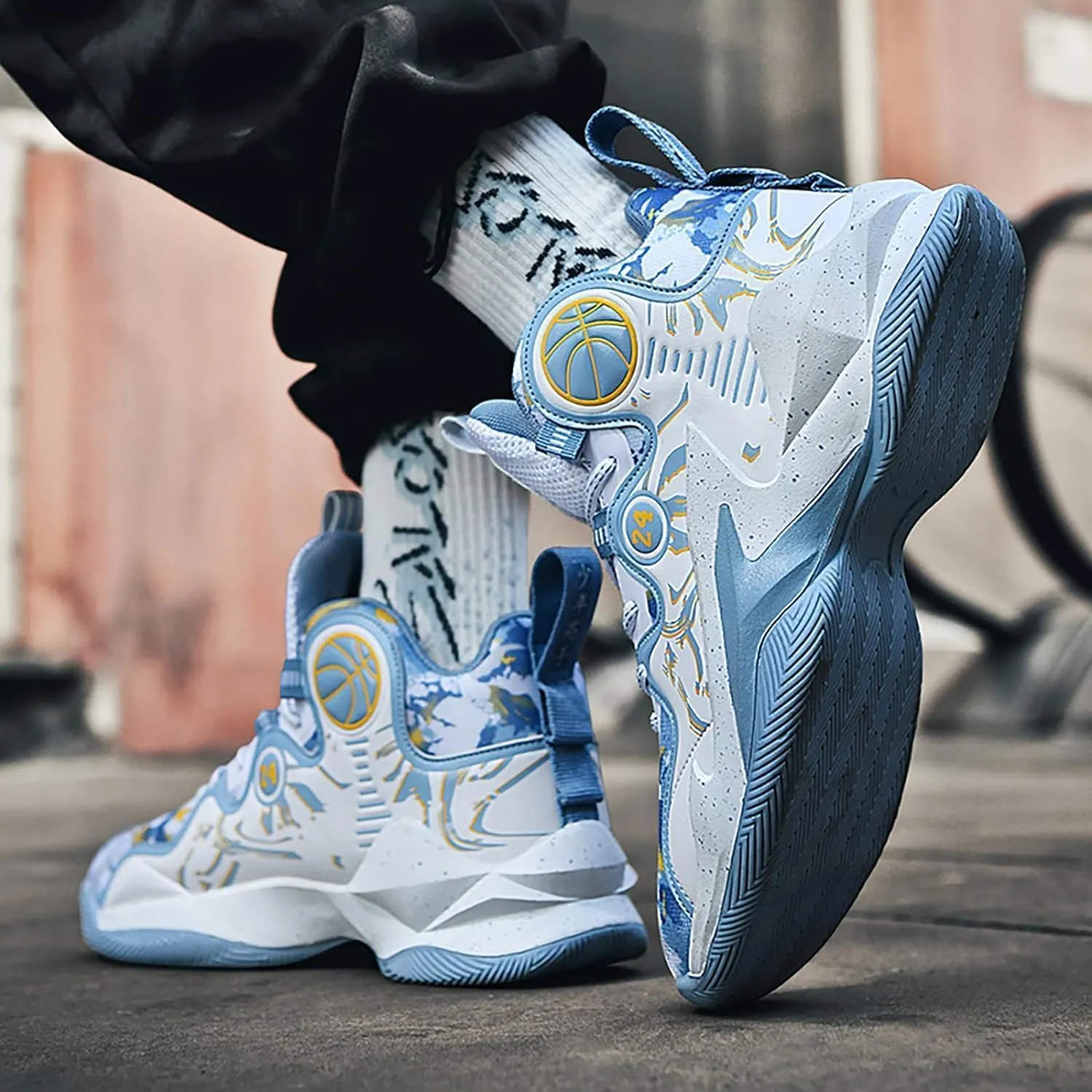 Women Men Basketball Shoes Breathable Non Slip Outdoor Fashion Graffiti Training Shoes Arch Support Unisex Sneakers