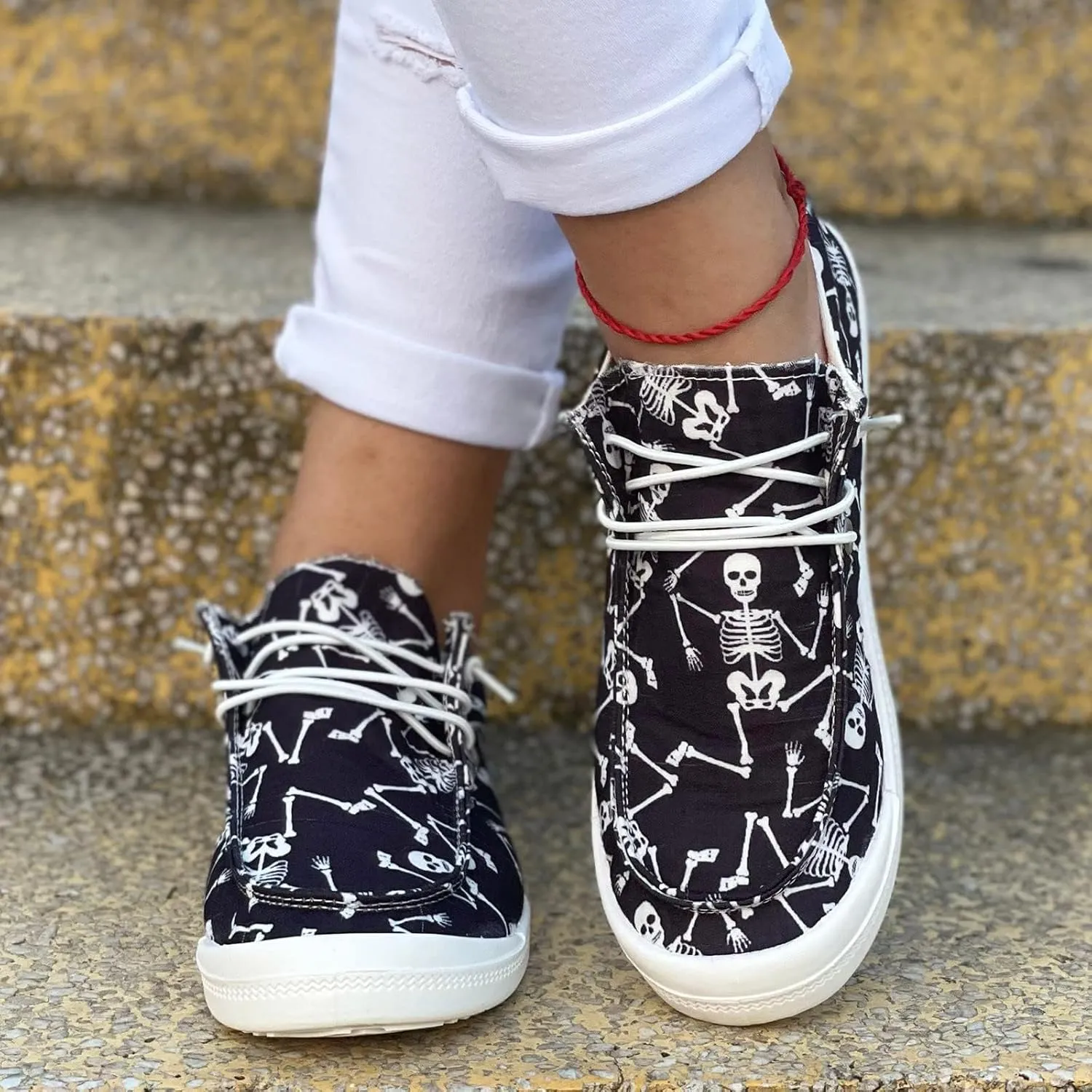 Womens Halloween Pumpkin Sneakers Print Canvas Shoes Halloween Decorations Slip On Loafers Low Top Casual Shoes Canvas Sneaekers Flat Tennis Comfortable Walking Shoes